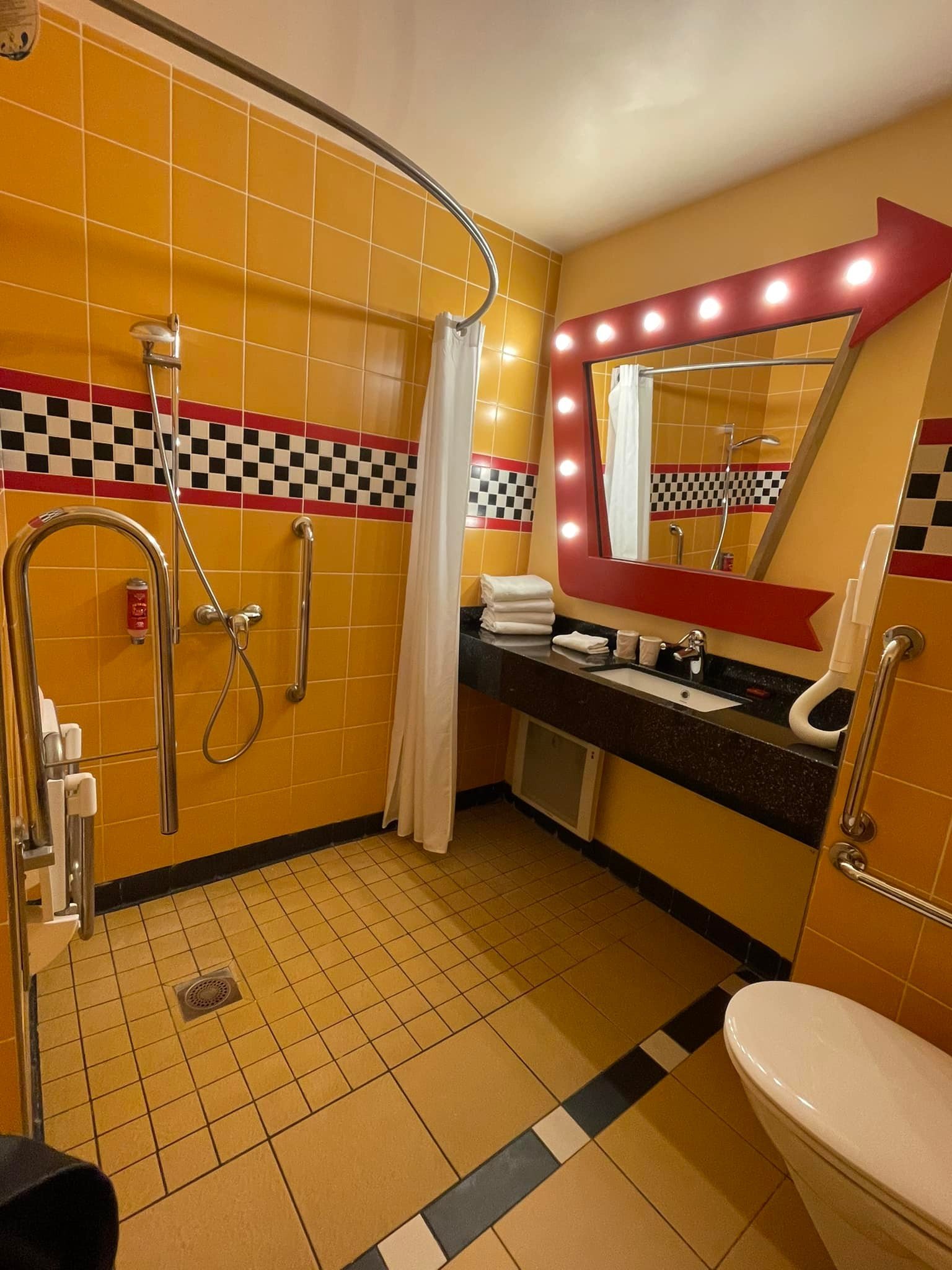 santa fe accessible wet room