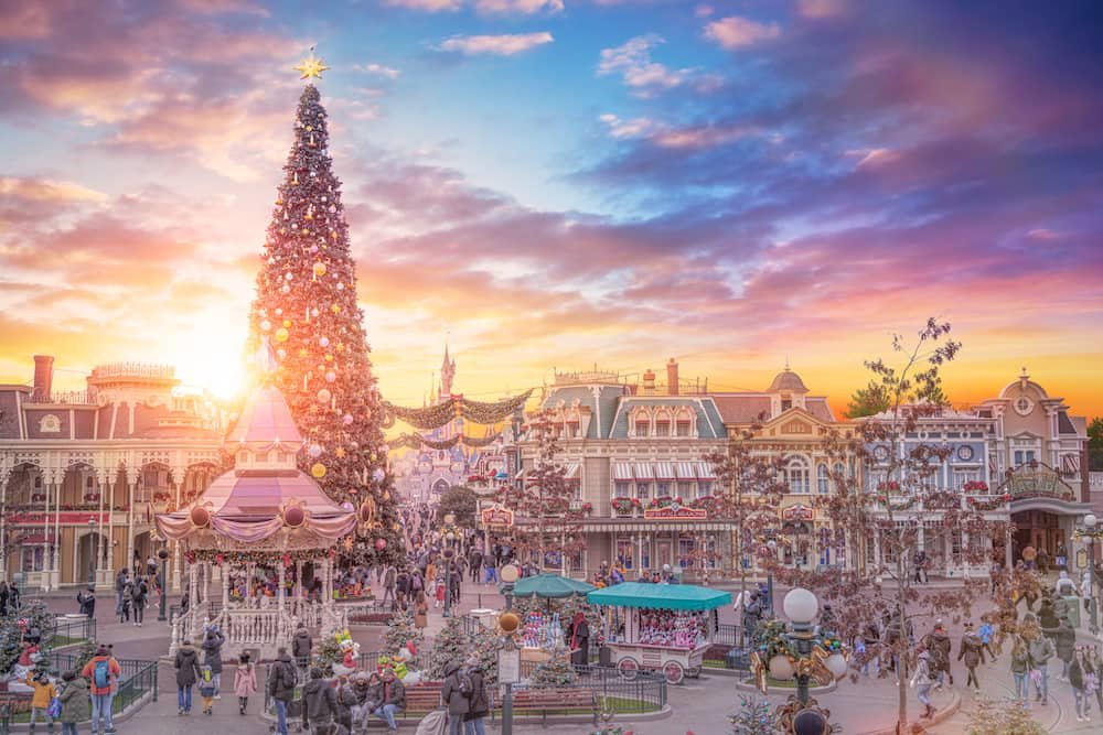 Main Street U.S.A. decorated for Christmas at Disneyland Paris